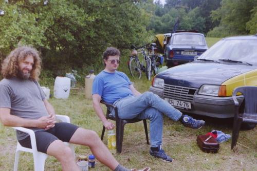 U ohně Ota Kozlík OK1XAV a Aleš Stirand OK1VDZ