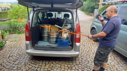 Roman opět poloprázdný