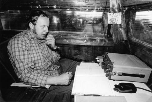 U mikrofonu Honza Huryta OK1MNV