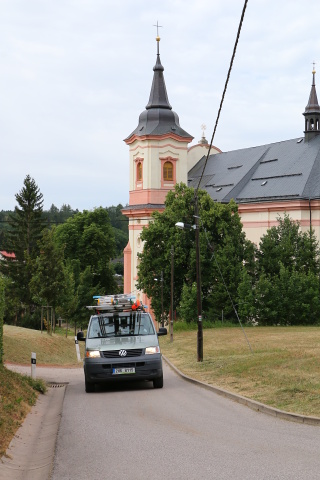 Plně naložené expediční vozidlo