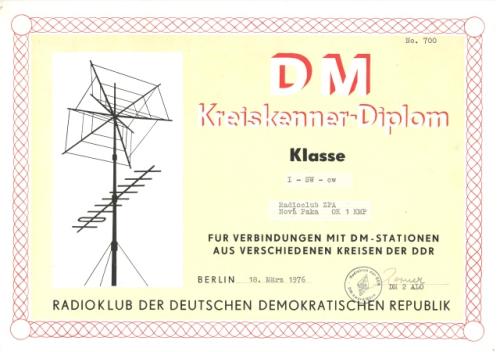 Diplom za spojení s DM stanicemi z různých krajů NDR