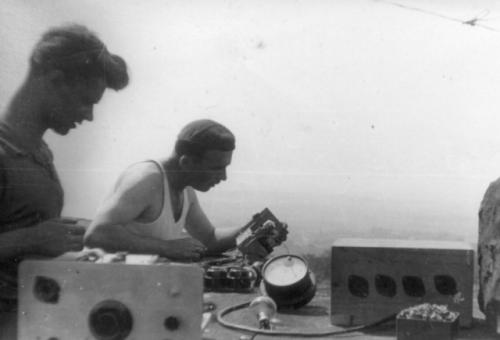 André Matula a Ruda Weber OK1VHD pátrali, proč to nepracovalo, jak mělo