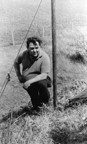 Standa Šmidrkal OK1AAH u patky stožáru