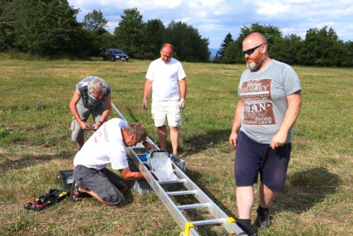 Při poslední kontrole Petr Knap OK1AKI, Martin Kobrle OK1TKN, Roman Pokorný OK1NPF a Martin Cuc