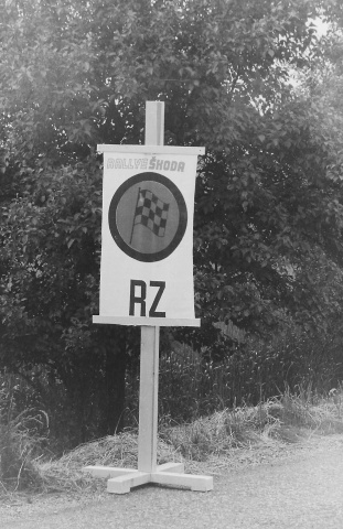 Spojovací služba při rallye