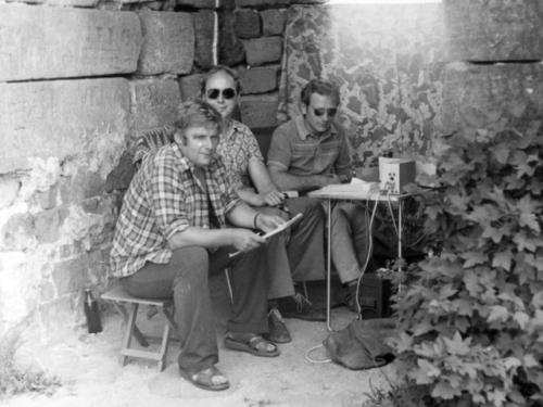 Jirka Podlipný OK1MZO, Honza Huryta OK1MNV a Míla Jůza OK1DMJ