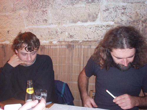 Kontrolují Petr Váradi OK1CDU a Ota Kozlík OK1XAV