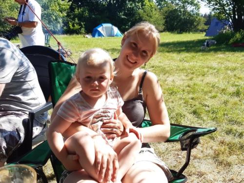 Budoucí operátorka Karolína s maminkou Aničkou