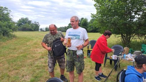 Takové návštěvy jsou vždy vítány. Mirek, Petr Ok1AKI a Blanka