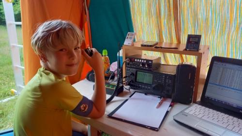 Ostřílený operátor Mikuláš na pásmu 144 MHz