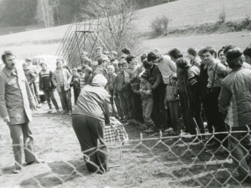 Nástup závodníků - zezadu Jana Kosnarová (Ml. Boleslav), Standa Malínský (Lanškroun)