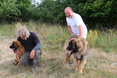 Mia a Ota Kozlík OK1XAV, Roman Pokorný OK1NPF a Dax