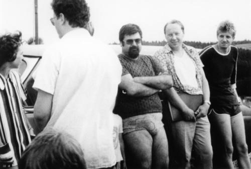 Naďa Romaniuková OK1UXL, Aleš Stirand OL5VGB, Honza Cuc OK1JJC, Honza Huryta OK1MNV, Ota Knap ml. po skončení závodu