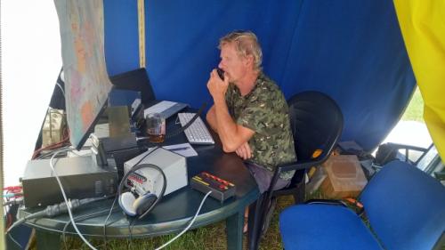 Mikrofonu se chopil Martin OK1TKN