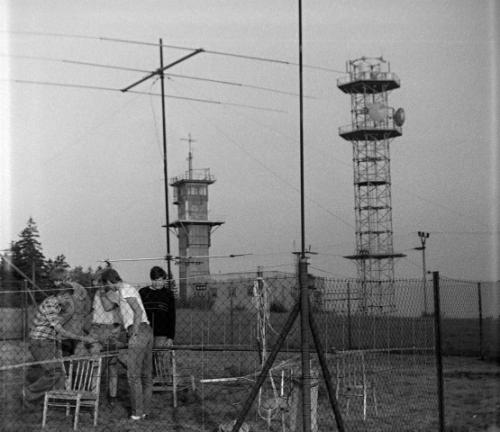 Zátiší s anténami