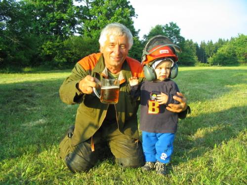 Jarda Polášek s vnukem