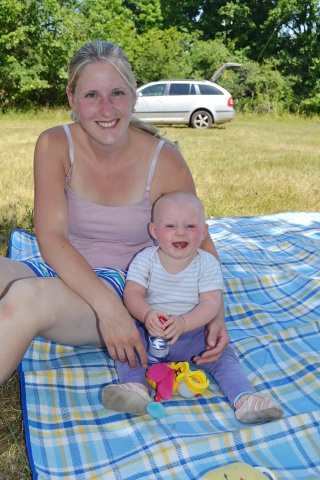 Anička Knapová – Pírová s dcerou Karolínou