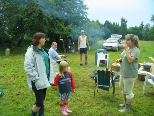 Ráno Štěpánka a Maruška Knapovi, Honza Cuc OK1JC, Marek Jirásko a Věra Kobrlová